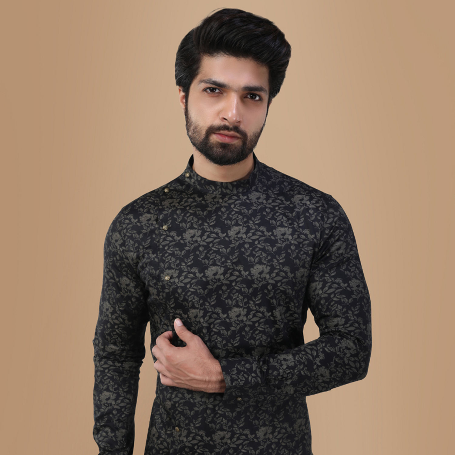 Kurta For Men Buy Smoke Black Floral Print Kurta Online Manyavar