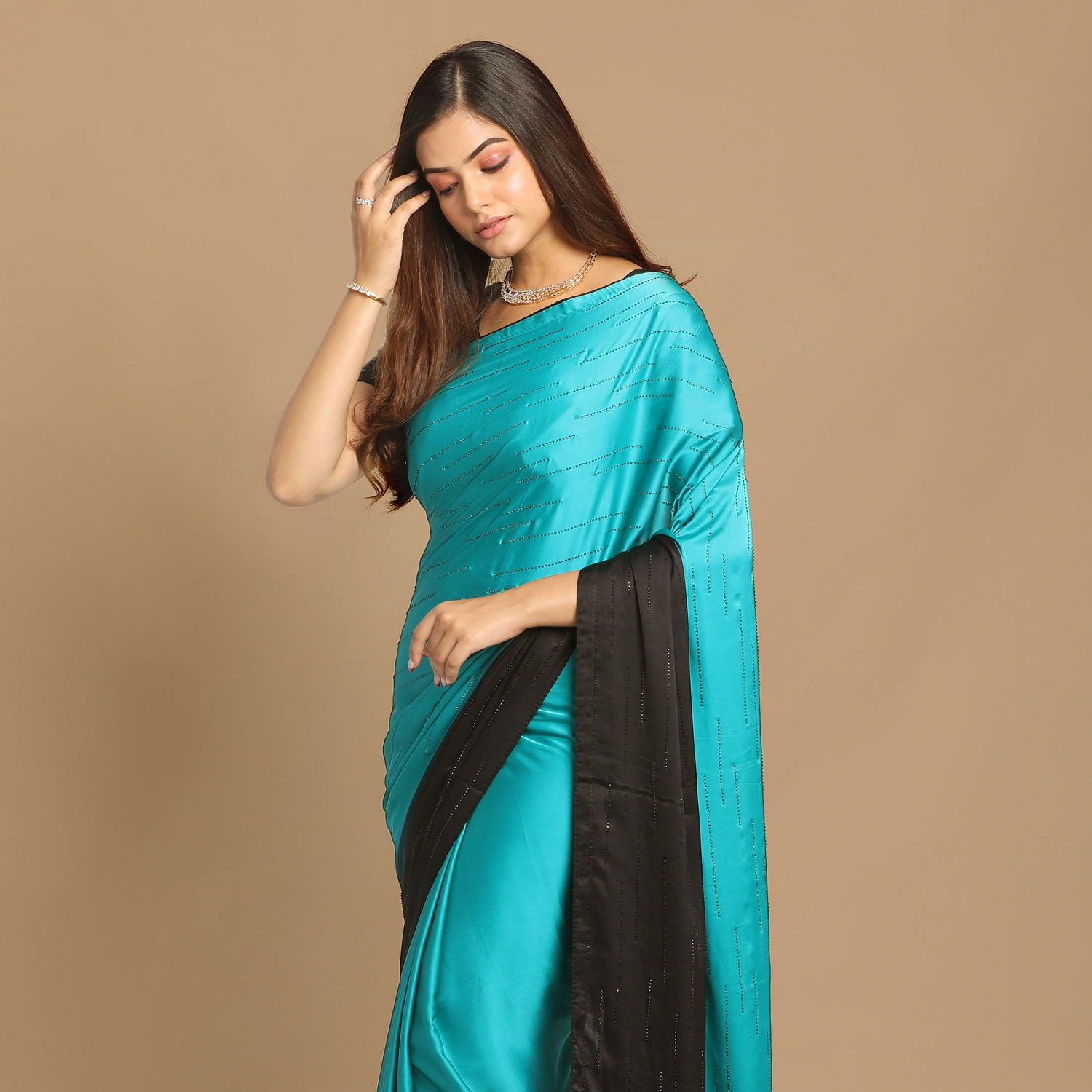 kerala-saree-blouse-designs-saree-blouse-neck-designs-saree-blouse