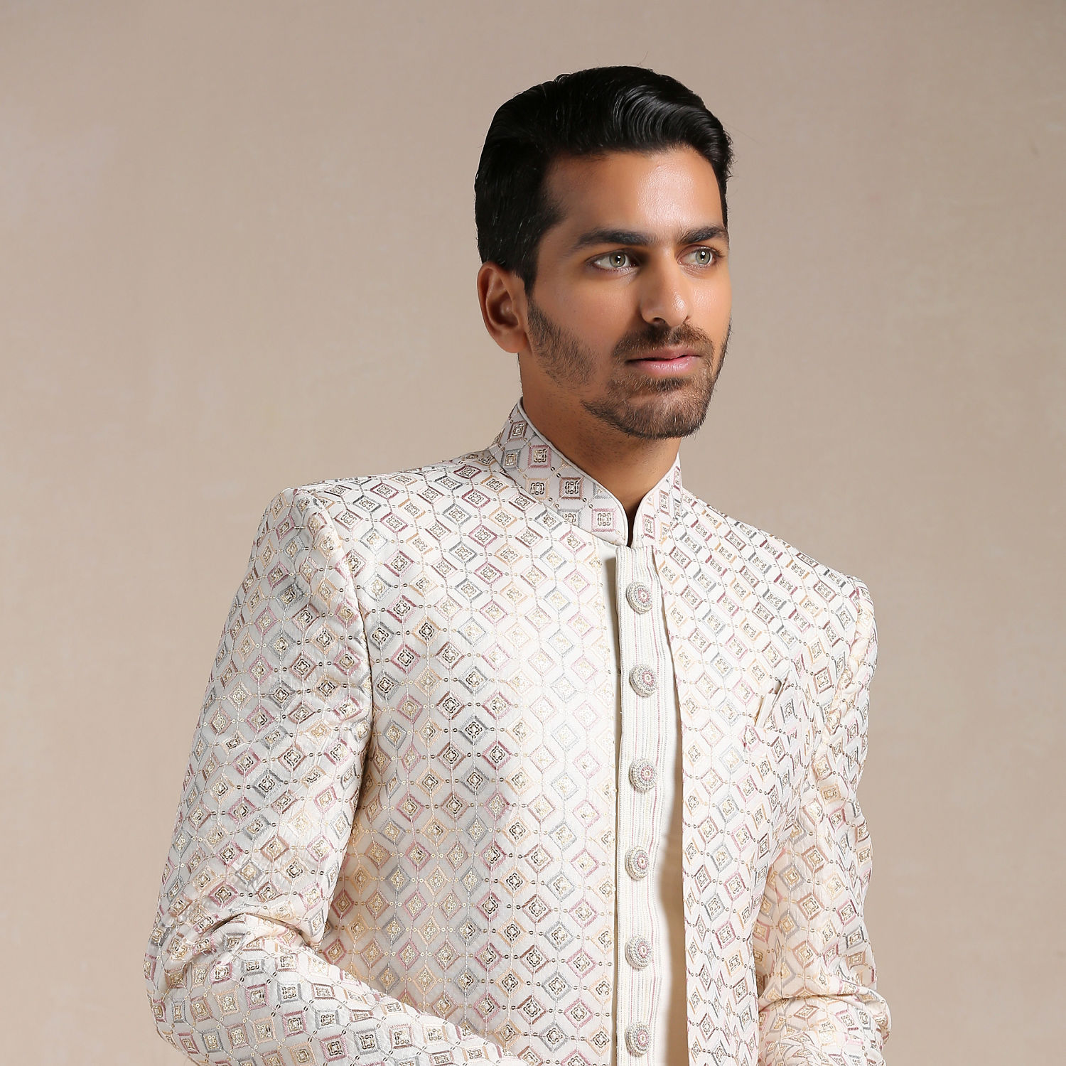 Party Wear Full Sleeves Mens Indo Western Suit at Rs 2300 in Surat | ID:  21338883648