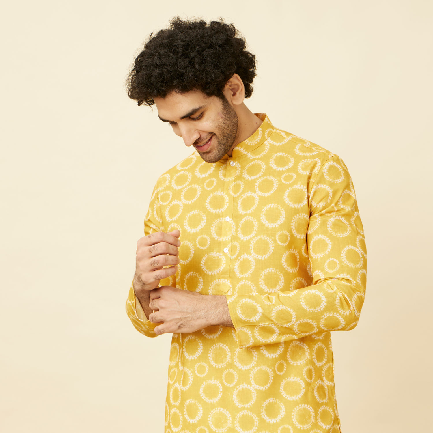 Grab The Attention With These Amazing Haldi Ceremony Outfits | Fashion suits  for men, Indian groom wear, Wedding outfit men