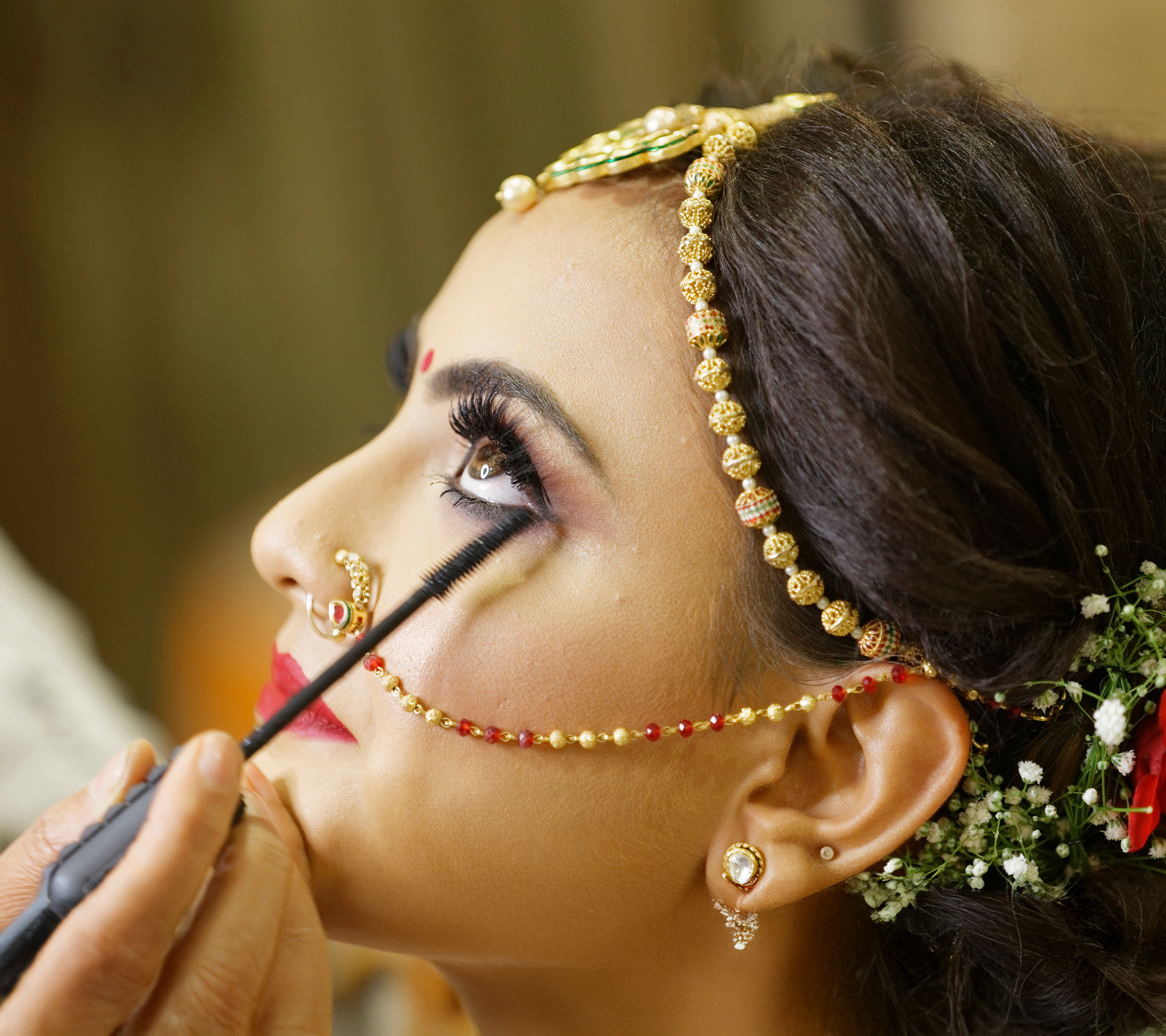 Elevate Your Traditional Wear: 5 Eye Makeup Looks You’ll Love