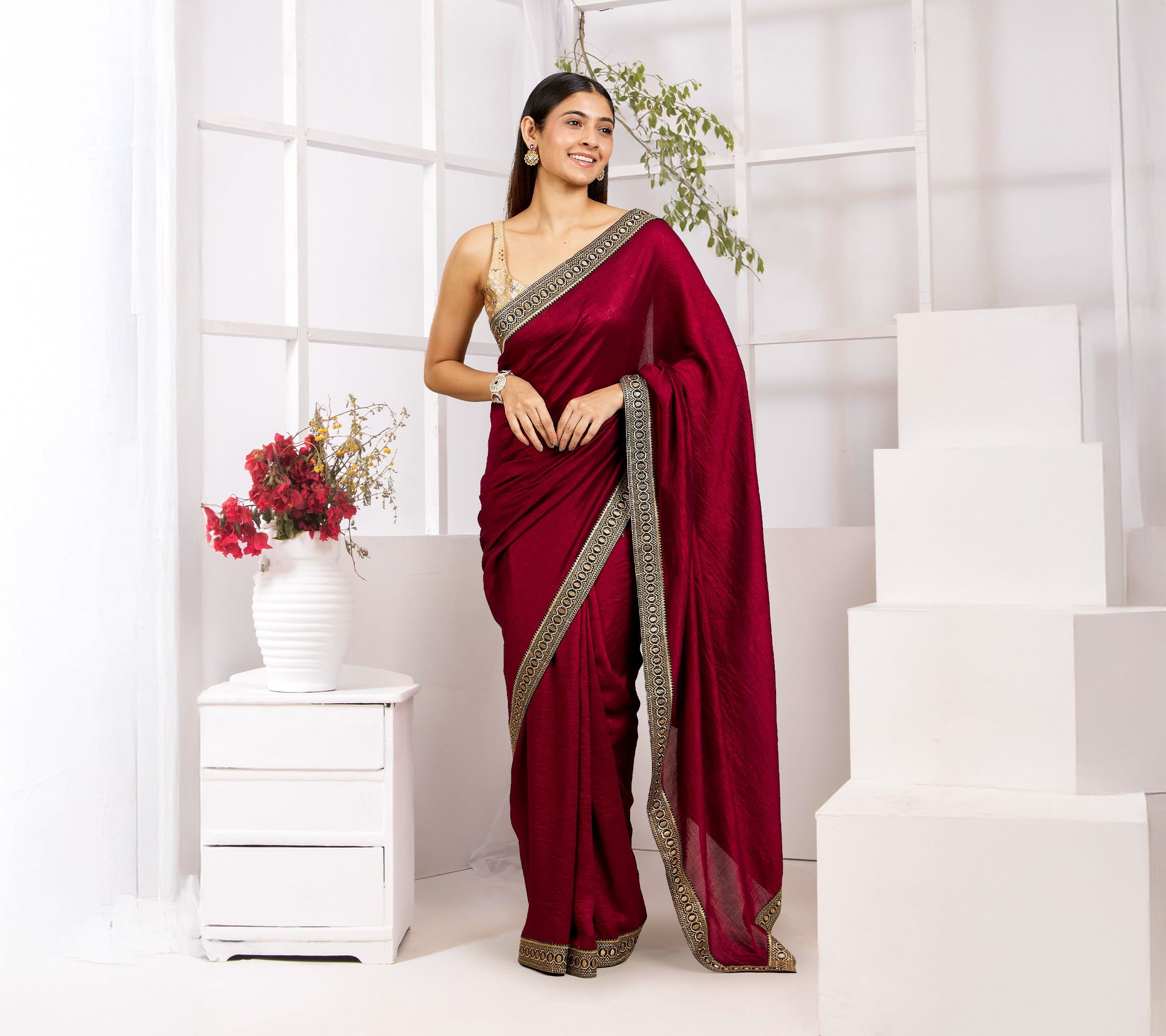 Stunning Bridal Saree Wearing Styles to Stand Out on Your Wedding Day