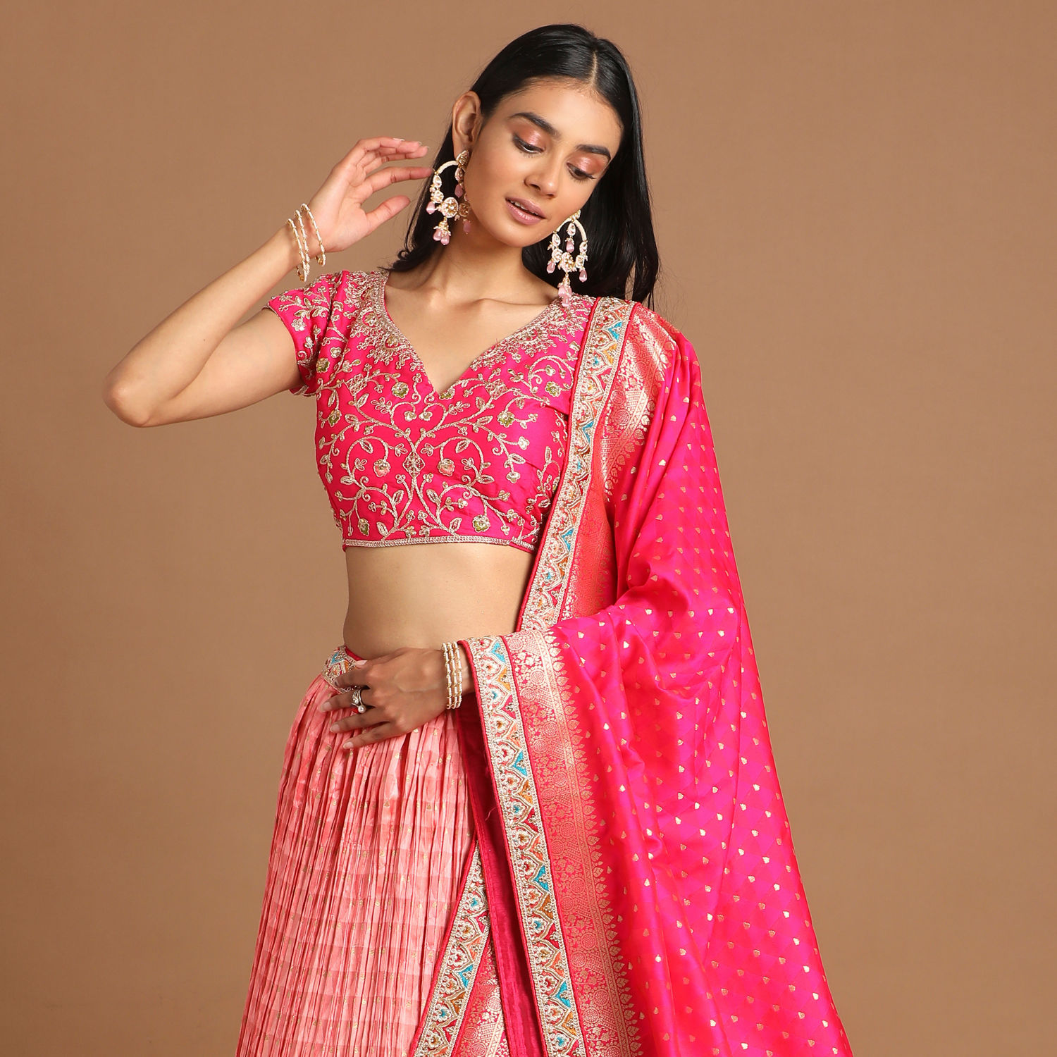 Buy Mesmerizing Rani Pink Lehenga Online in the USA @Mohey - Lehenga for  Women