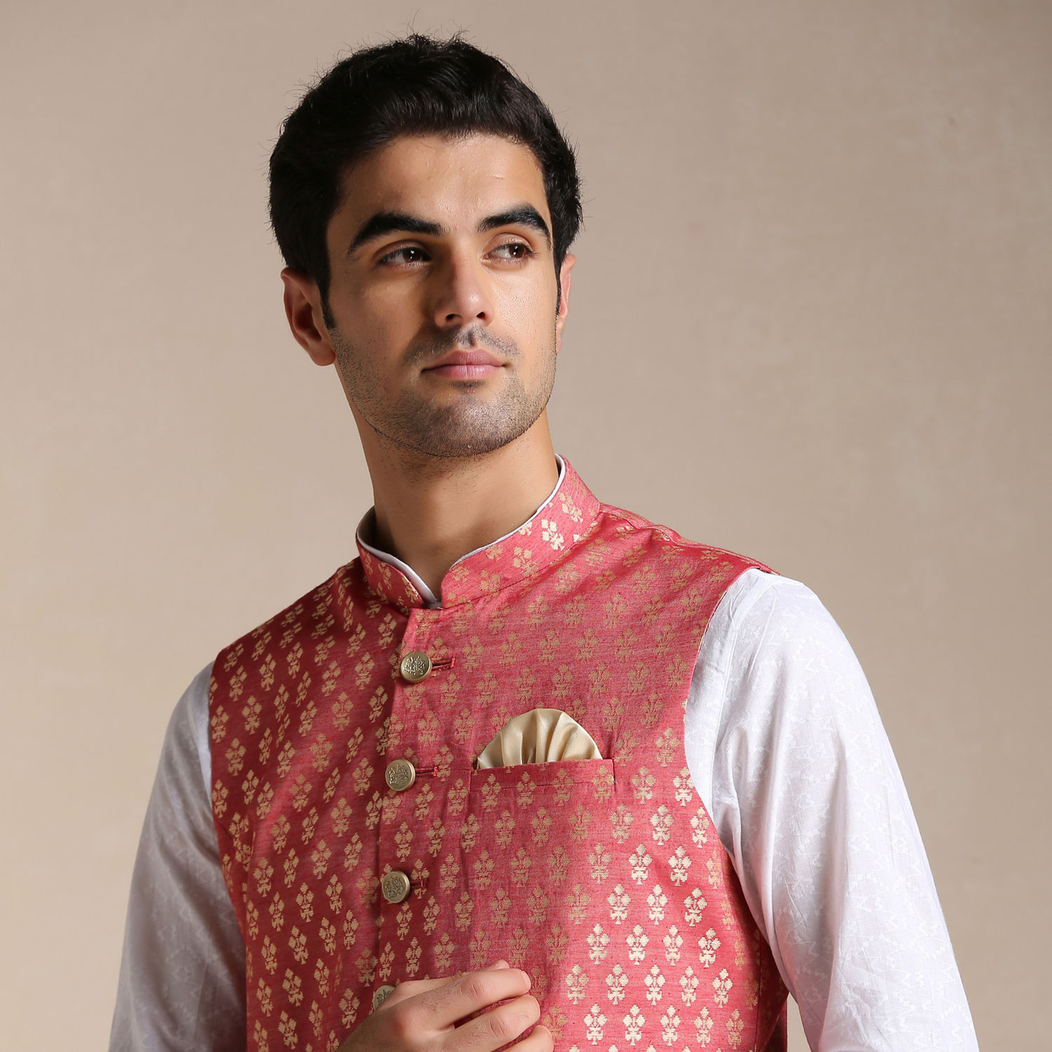 Breathtaking Kurta Pajama Designs With Jacket: the Manyavar Mohey Style!